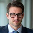 Ritratto professionale di Marco Rossi, manager di Tech Corp.